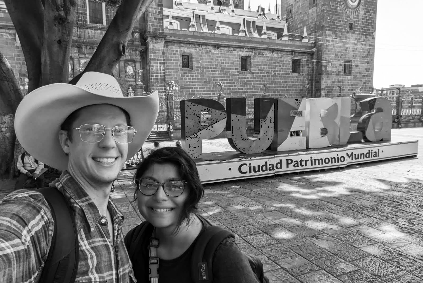 Professional accent coach demonstrating tongue position to lose an American accent